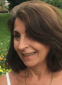 Femme célibataire 63 ans à Martigny
