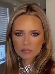 Carole jolie ronde, cherche une rencontre