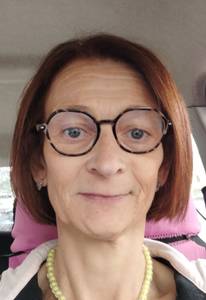 Femme célibataire 52 ans à Reims