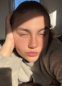 A_ba, femme coquine de 20 ans - D�partement du Nord