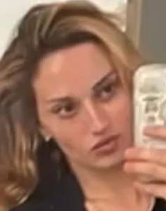 Femme célibataire 18 ans à Paris-7e
