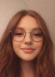 Petite coquine blonde  de plan-cul-vitrolles