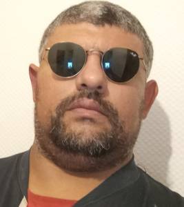 célibataire 18 ans