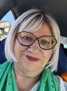 Plan cul avec femme brune de 71ans 