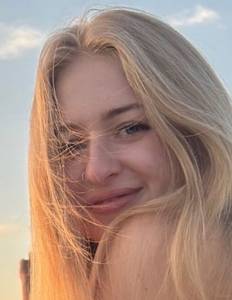 Liahsiye, femme coquine de 23 ans - Sa�ne-et-Loire