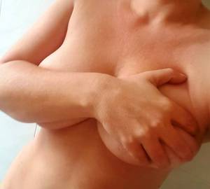 Femme coquine brune de 50ans à Cartes