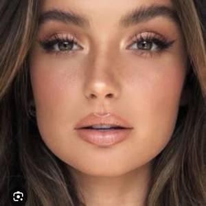 Femme célibataire 20 ans à Epinal