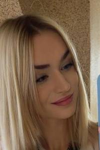Caroline46