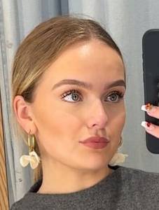 Femme célibataire 27 ans à Argenteuil