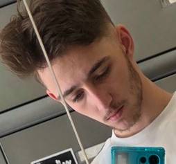 célibataire 22 ans