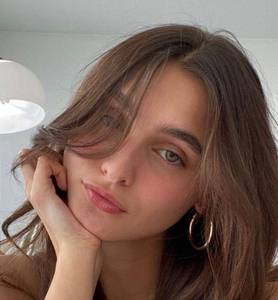 Femme célibataire 24 ans à Vienne