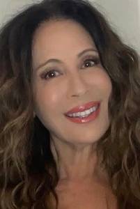 Caroline832