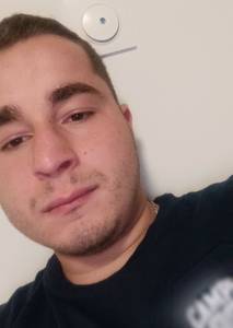 Benjy05, femme coquine de 22 ans - Vende