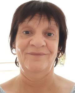 Femme célibataire 55 ans à Renens
