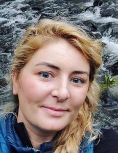 Petite coquine  de 26ans de plan-cul-orgerus