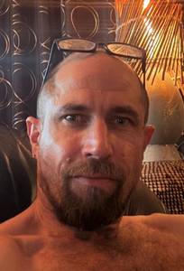 Tu veux prendre contact? célibataire 42 ans