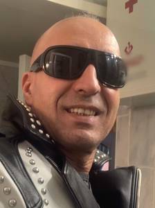 Tu veux prendre contact? célibataire 45 ans