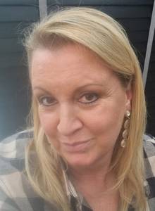 Femme célibataire 48 ans à Lyon