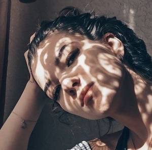 Femme célibataire 27 ans à Toulouse