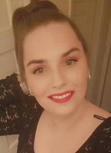Femme célibataire 34 ans à Nanterre