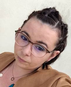 Femme célibataire 32 ans à Nantes