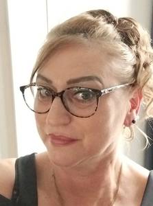 Femme célibataire 53 ans à Nantes