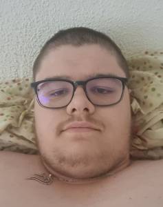 Tu veux prendre contact? célibataire 20 ans