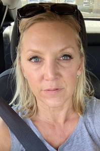 Femme célibataire 34 ans à Paris-14e