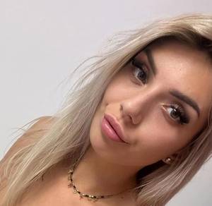 Femme célibataire 31 ans à Lille