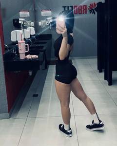 AninhaSub15, femme coquine de 18 ans - Guarapuava