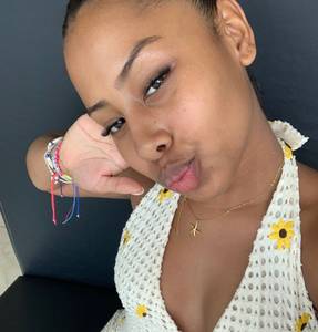Haynavaldez92, femme coquine de 19 ans - La Habana