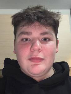 Photo du profil Lewis, 20 ans à Puilboreau