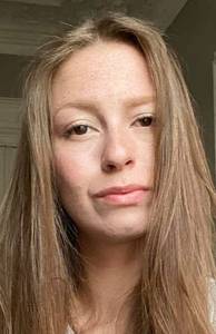 Femme célibataire 32 ans à Clermont-Ferrand