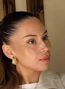 June rencontre avec June