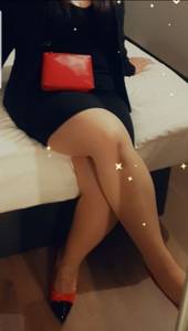 Femme coquine   à yonne