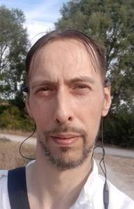 Andrew Écaillon