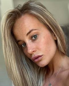 Femme célibataire 29 ans à Monaco