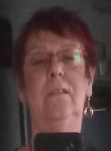 Femme célibataire 68 ans à Reims