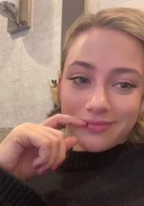 Femme célibataire 28 ans à Nanterre