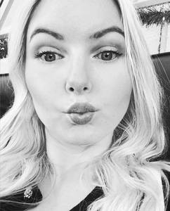 Plan cul avec femme blonde coquine de paris
