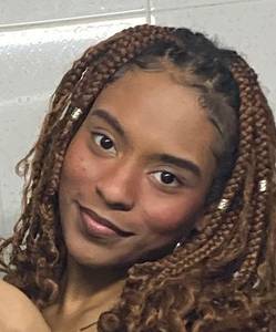 ss_esther__, femme coquine de 20 ans - Almada