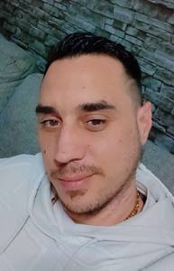 Photo du profil Ellis, 35 ans à Blainville-sur-l'Eau