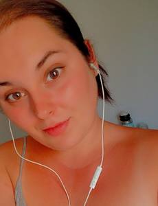 Femme célibataire 26 ans à Grenoble