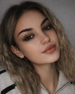 Femme coquine   à plan-cul-serans