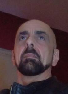 Tu veux prendre contact? célibataire de Angers