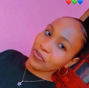 Femme célibataire 22 ans à Lausanne