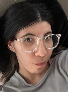Menel92, femme coquine de 24 ans - Seine-Saint-Denis