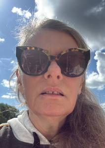 Femme célibataire 65 ans à Lausanne