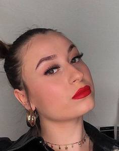 Femme célibataire 25 ans à Nancy