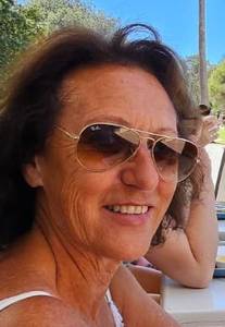 Femme célibataire 67 ans à Montreal